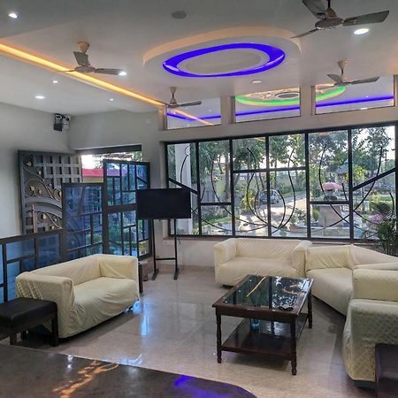 Hotel Kishori Vatika à Ramnagar  Extérieur photo