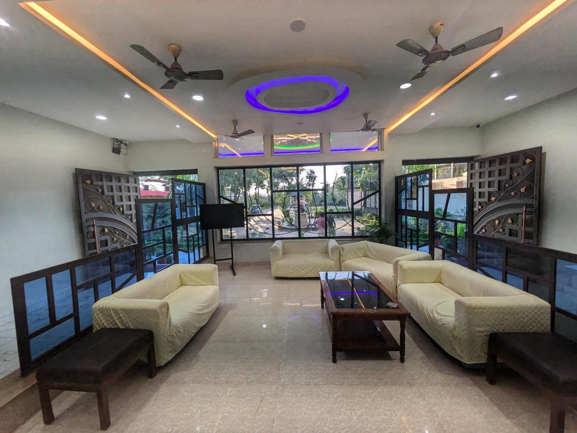 Hotel Kishori Vatika à Ramnagar  Extérieur photo